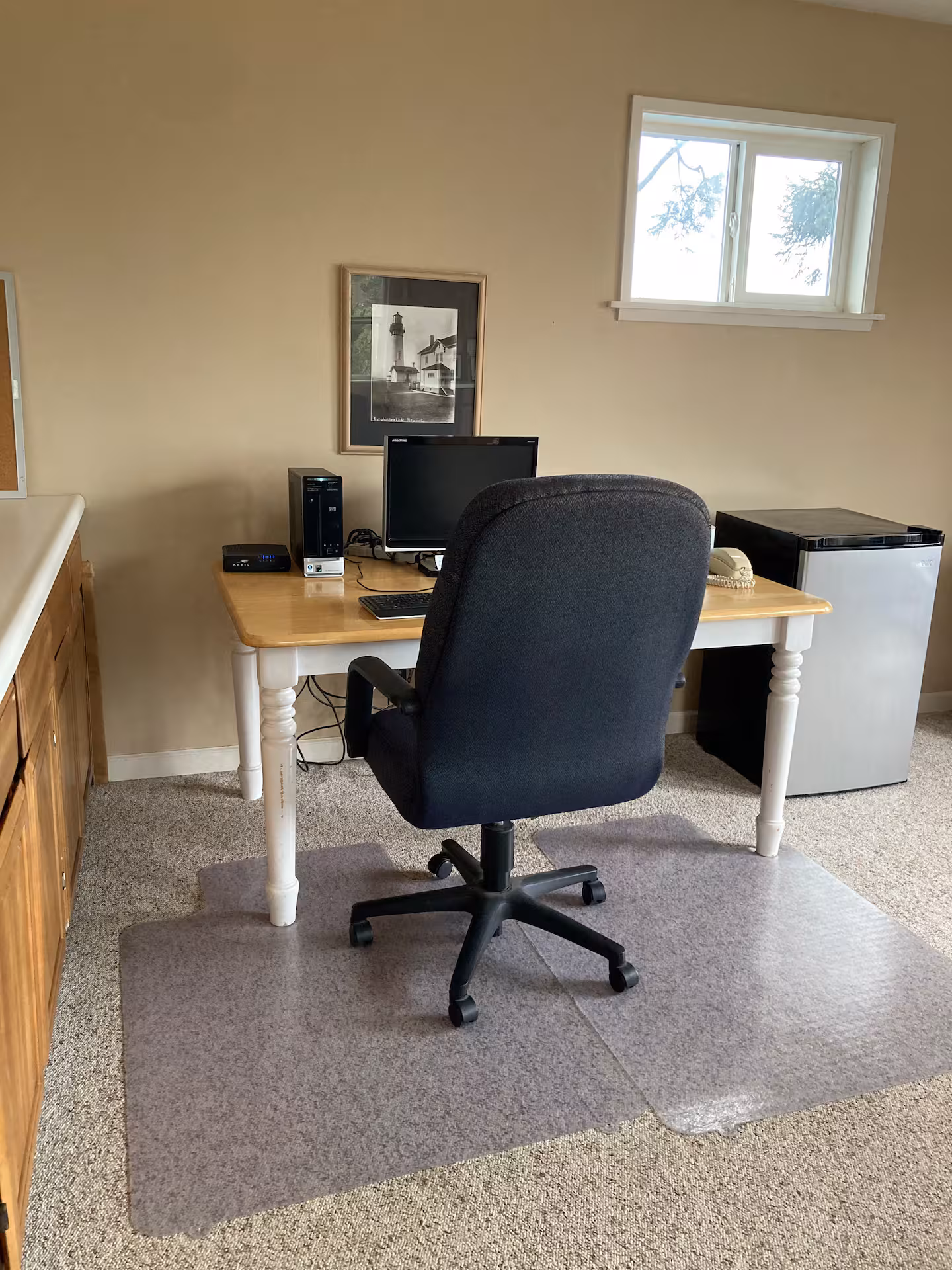 Small office nook in the upstairs suite